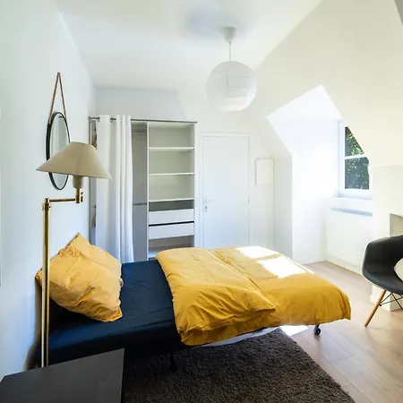 Jaune - A 15km De Lille Apartment